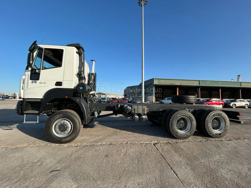 ASTRA HD9 6x6 CHASSIS - Barcelona Stock - Camion şasiu: Foto 2 ASTRA HD9 6x6 CHASSIS - Barcelona Stock - Camion şasiu: Foto 2