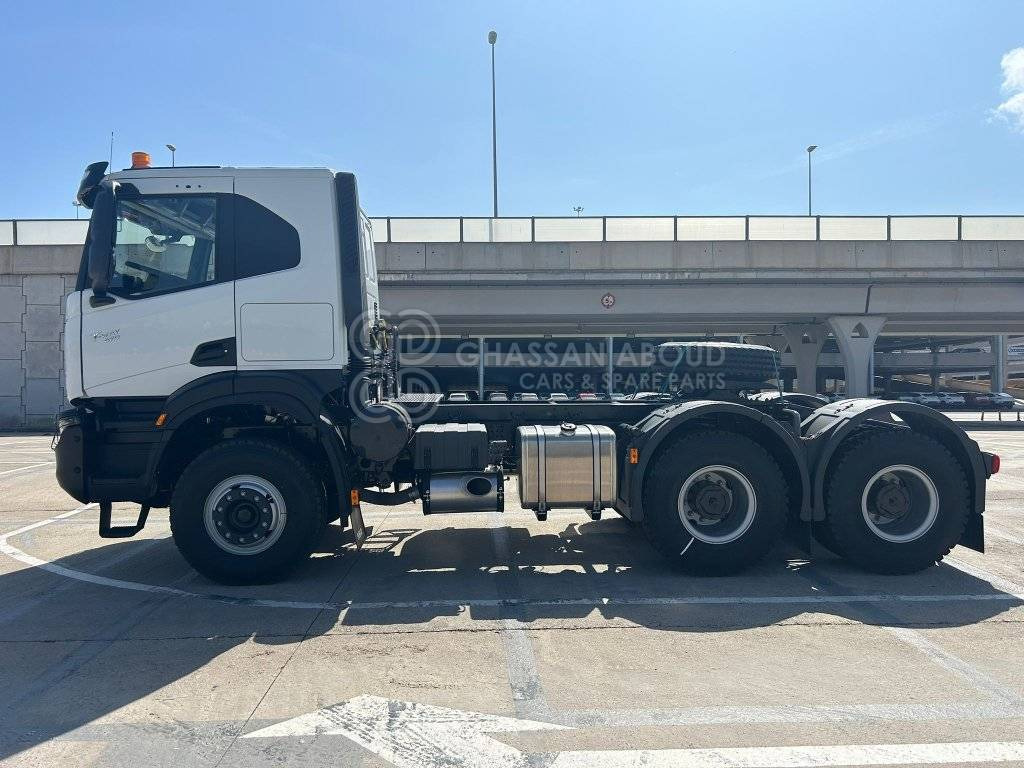 IVECO T-WAY Tractor 6×4 AT720T47TH GVW 26-38 Ton HP 470 R20Tyre MY25 - Cap tractor: Foto 1 IVECO T-WAY Tractor 6×4 AT720T47TH GVW 26-38 Ton HP 470 R20Tyre MY25 - Cap tractor: Foto 1