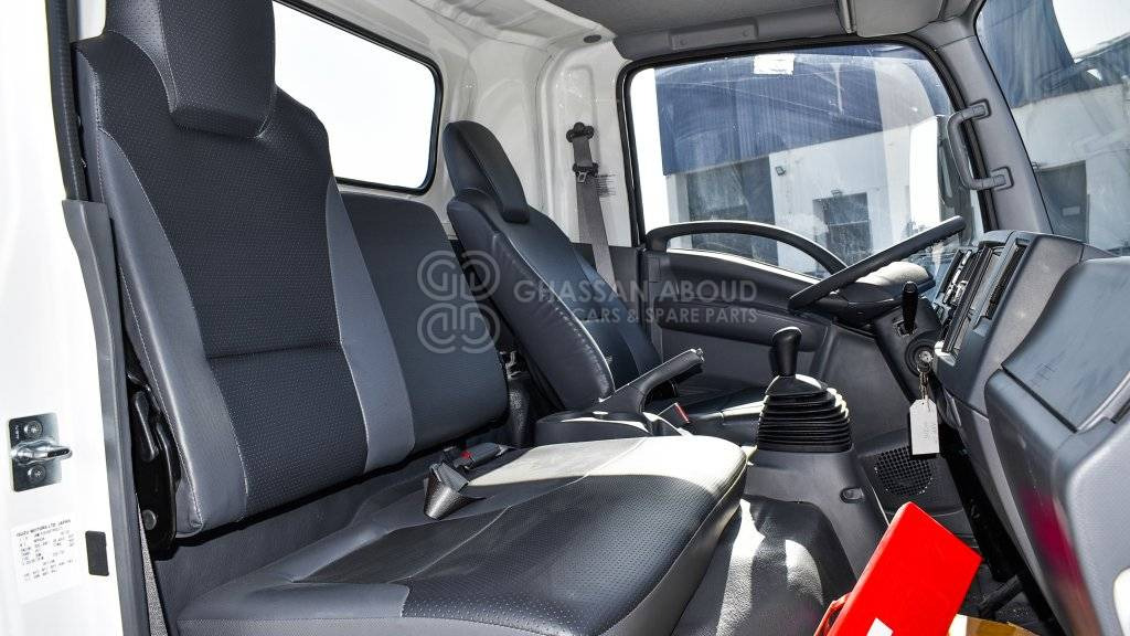 ISUZU NPR 75 LONG CHASSIS PAYLOAD 4.7 TON APPROX 4×2 W/ AC MY24 - Camion şasiu: Foto 4 ISUZU NPR 75 LONG CHASSIS PAYLOAD 4.7 TON APPROX 4×2 W/ AC MY24 - Camion şasiu: Foto 4