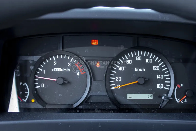 Isuzu NQR 75 4x2 Chassis - Camion şasiu: Foto 5 Isuzu NQR 75 4x2 Chassis - Camion şasiu: Foto 5