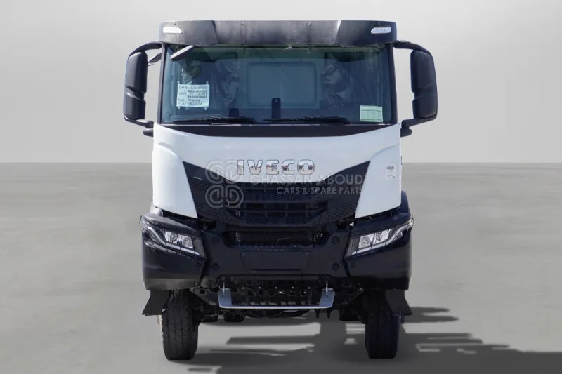 Iveco T-WAY AD380T47H 6X6 R22.5 Tyres Chassis - Camion şasiu: Foto 2 Iveco T-WAY AD380T47H 6X6 R22.5 Tyres Chassis - Camion şasiu: Foto 2