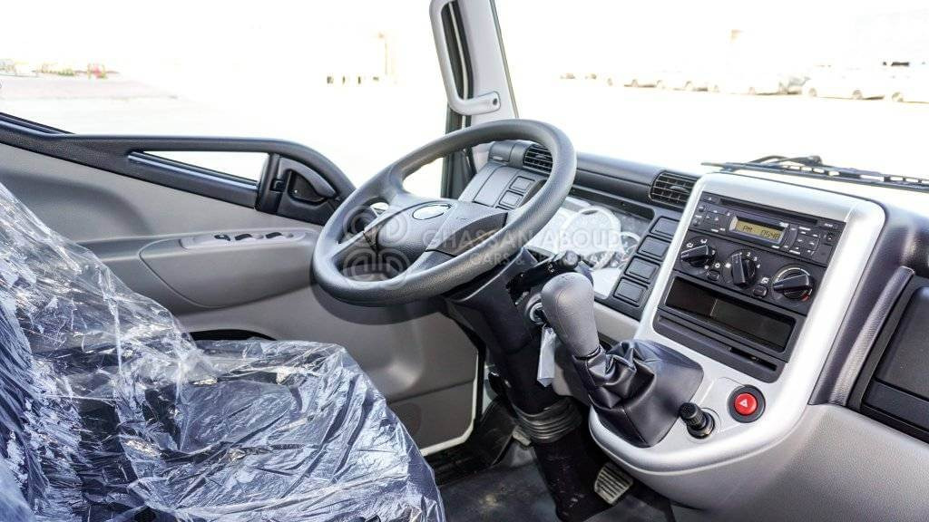 Camion şasiu MITSUBISHI CANTER CHASSIS PAYLOAD 5 TON APPROX SINGLE CAB WITH A/C 4X2 LIGHT DUTY MY2024: Foto 16