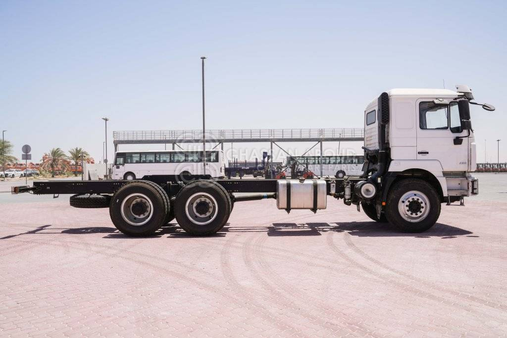 SHACMAN F3000 6×4 CHASSIS CAB MY25 Rigid Chassis Cab - Camion şasiu: Foto 4 SHACMAN F3000 6×4 CHASSIS CAB MY25 Rigid Chassis Cab - Camion şasiu: Foto 4