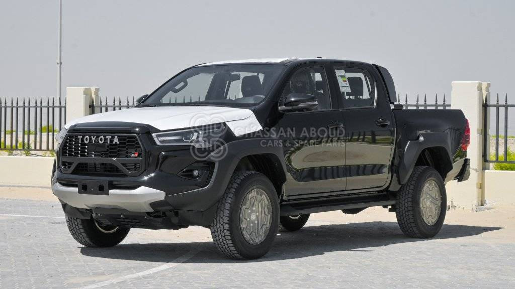 TOYOTA HILUX DC 2.8L DIESEL 4X4 GR-S A/T MY24 - Pick-up: Foto 1 TOYOTA HILUX DC 2.8L DIESEL 4X4 GR-S A/T MY24 - Pick-up: Foto 1