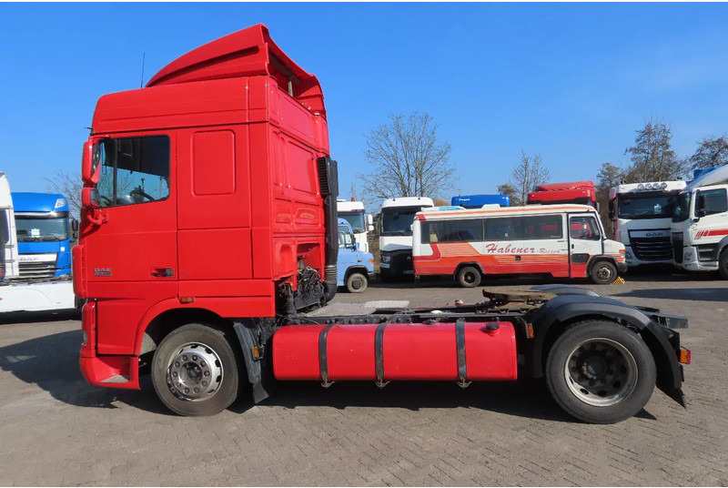 DAF XF 105.460 Euro5 evv, 2 beds, 2 tanks - Cap tractor: Foto 4 DAF XF 105.460 Euro5 evv, 2 beds, 2 tanks - Cap tractor: Foto 4
