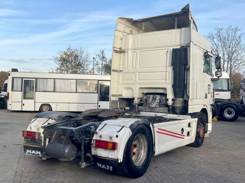 DAF XF 105.460 Manual gearbox! - Cap tractor: Foto 5 DAF XF 105.460 Manual gearbox! - Cap tractor: Foto 5