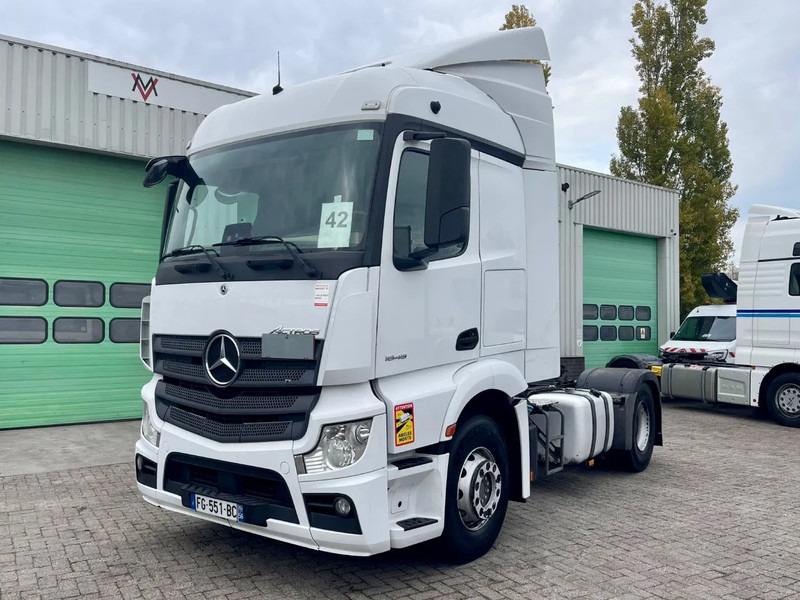 Mercedes-Benz Actros 1845 vin: WDF9634031C008330 , 2 tanks, France clean truck - Cap tractor: Foto 2 Mercedes-Benz Actros 1845 vin: WDF9634031C008330 , 2 tanks, France clean truck - Cap tractor: Foto 2