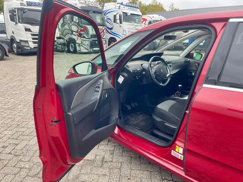 Hatchback Citroën C4 Picasso REAR VIEW CAMERA, BLIND SPOT SENSOR, AUTO PARKING, FRONT & REAR PARKTRONIC,: Foto 17 Hatchback Citroën C4 Picasso REAR VIEW CAMERA, BLIND SPOT SENSOR, AUTO PARKING, FRONT & REAR PARKTRONIC,: Foto 17