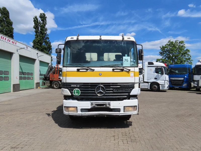 Mercedes-Benz Actros 2535 Crane Palfinger PK17000, 6x2 , 3 pedal. - Camion cu macara: Foto 2 Mercedes-Benz Actros 2535 Crane Palfinger PK17000, 6x2 , 3 pedal. - Camion cu macara: Foto 2