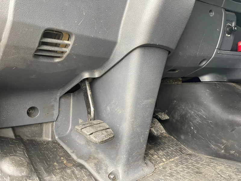 Camion şasiu Scania R490 Retarder: Foto 10 Camion şasiu Scania R490 Retarder: Foto 10