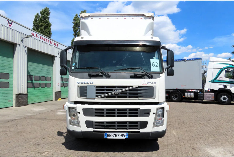 Volvo FM 340 6x2, TOP Condition truck!! - Camion cu prelată: Foto 3 Volvo FM 340 6x2, TOP Condition truck!! - Camion cu prelată: Foto 3