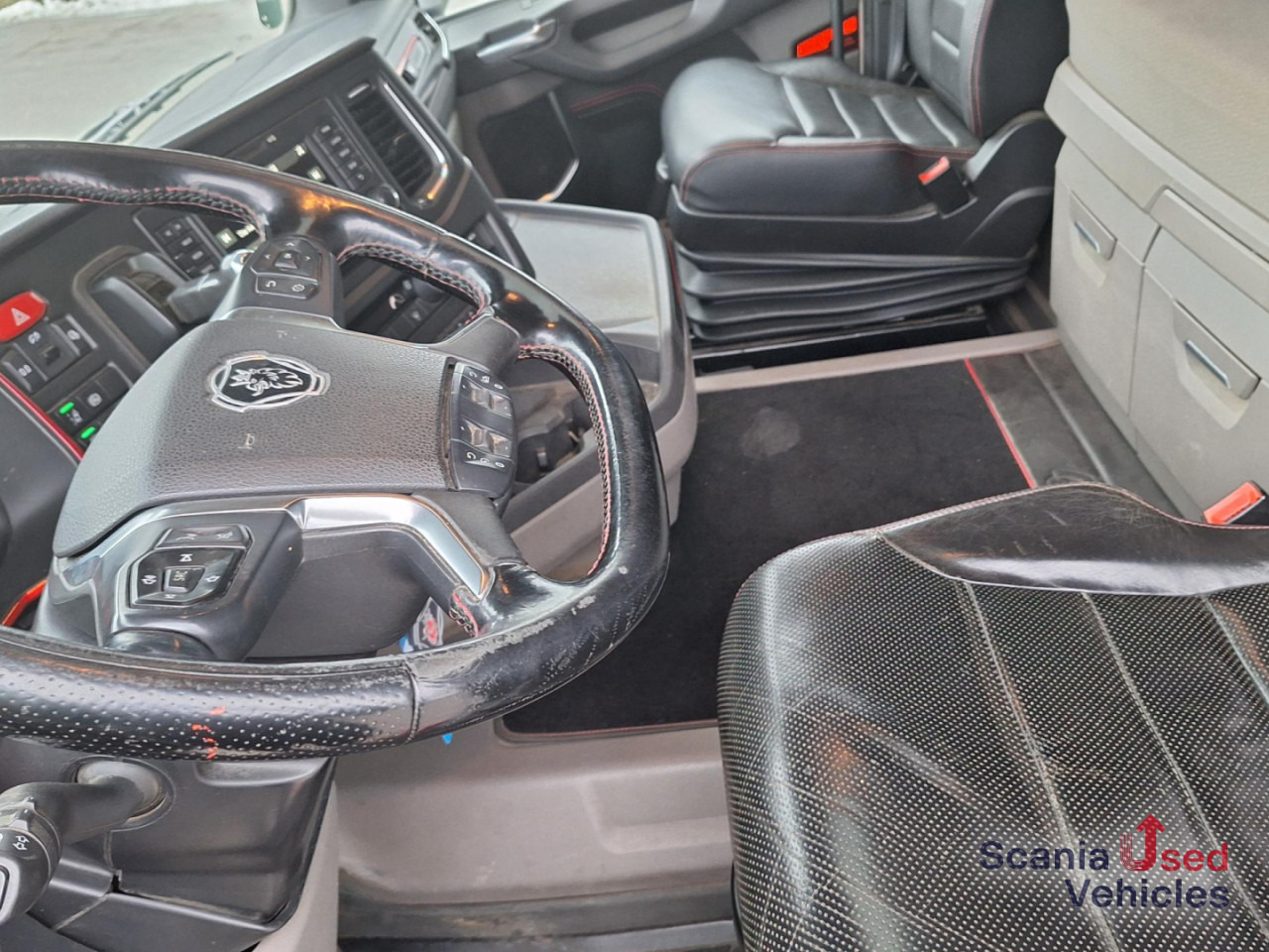 SCANIA R 580 B6x4NB+Epsilon M12 Z - Camion forestier, Camion cu macara: Foto 5 SCANIA R 580 B6x4NB+Epsilon M12 Z - Camion forestier, Camion cu macara: Foto 5