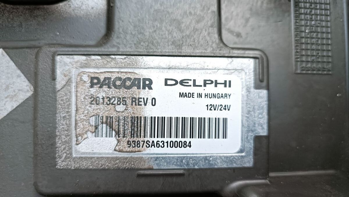 Paccar DAF E6 ECU 1877245 REV C DAF - Calculator de bord pentru Camion: Foto 3 Paccar DAF E6 ECU 1877245 REV C DAF - Calculator de bord pentru Camion: Foto 3
