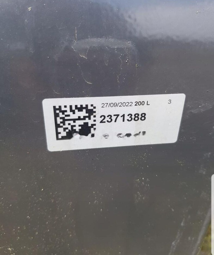 Scania BRAND NEW 200 dm3 2371388 Scania - Rezervor combustibil pentru Camion: Foto 3 Scania BRAND NEW 200 dm3 2371388 Scania - Rezervor combustibil pentru Camion: Foto 3