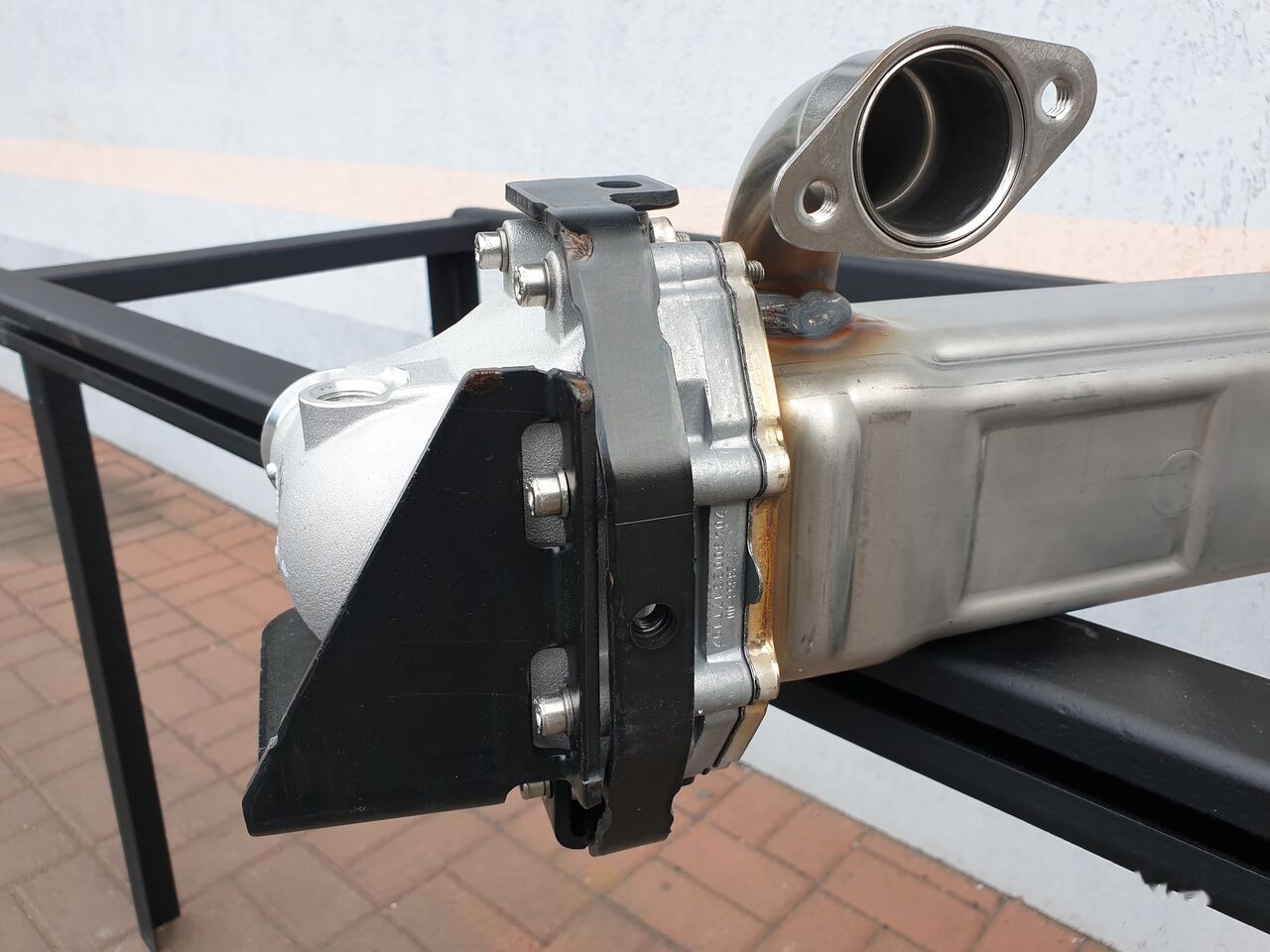 Volvo EGR COOLER, NEW OR RECONDITIONED 20722340 Volvo - Răcitor EGR pentru Camion: Foto 3 Volvo EGR COOLER, NEW OR RECONDITIONED 20722340 Volvo - Răcitor EGR pentru Camion: Foto 3