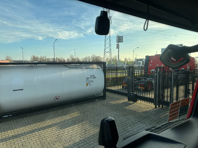 Leasing de MAN TGX 18.420 ADR (FL, AT), PTO, 10x available MAN TGX 18.420 ADR (FL, AT), PTO, 10x available: Foto 14 Leasing de MAN TGX 18.420 ADR (FL, AT), PTO, 10x available MAN TGX 18.420 ADR (FL, AT), PTO, 10x available: Foto 14