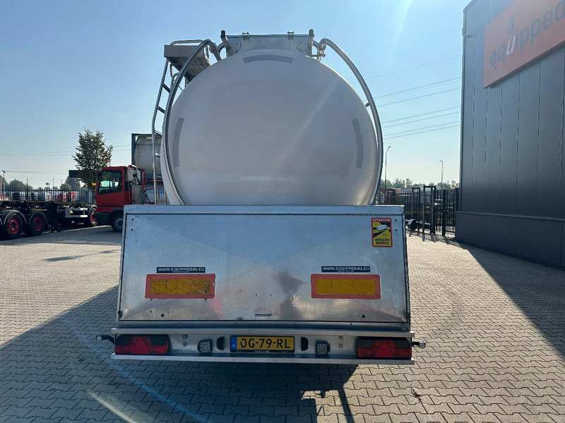 Feldbinder FOOD / LEVENSMIDDELEN / LEBENSMITTEL / 33.500L / 3-COMP / PUMP / NL-trailer / APK: 05-2026 - Semiremorcă cisternă: Foto 4 Feldbinder FOOD / LEVENSMIDDELEN / LEBENSMITTEL / 33.500L / 3-COMP / PUMP / NL-trailer / APK: 05-2026 - Semiremorcă cisternă: Foto 4