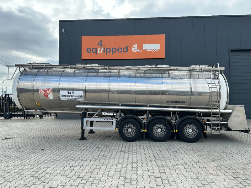Feldbinder LEVENSMIDDELEN / FOOD / LEBENSMITTEL / 33.500L / 3-COMP / POMP / NL-trailer / APK: 10-2026, 10x beschikbaar - Semiremorcă cisternă: Foto 2 Feldbinder LEVENSMIDDELEN / FOOD / LEBENSMITTEL / 33.500L / 3-COMP / POMP / NL-trailer / APK: 10-2026, 10x beschikbaar - Semiremorcă cisternă: Foto 2