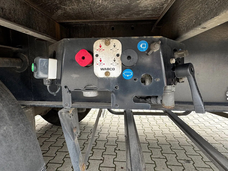 Semiremorcă prelată Kögel Scheibebremsen, Liftachse, Code XL, NL: Foto 16