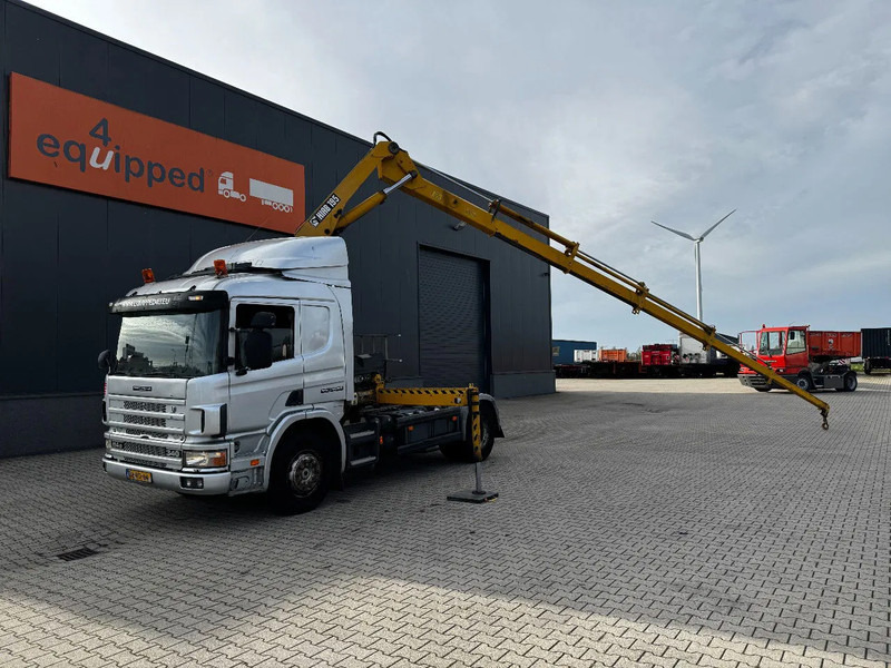 Scania P114-340 + HIAB 19-5 crane + remote / Euro-3 / 3 pedals / NL-truck / APK: 12-2025 - Camion cu macara: Foto 1 Scania P114-340 + HIAB 19-5 crane + remote / Euro-3 / 3 pedals / NL-truck / APK: 12-2025 - Camion cu macara: Foto 1