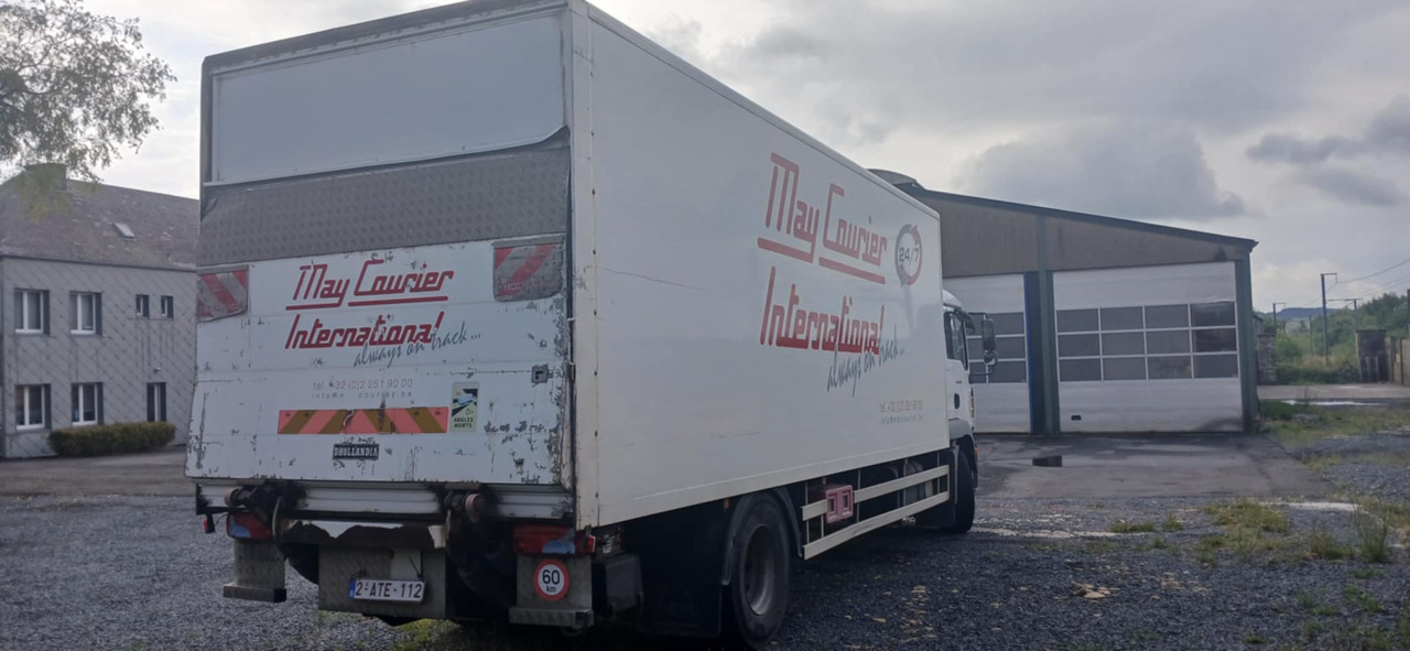 MAN TGM 18.280 4x2 BL - Camion furgon: Foto 3 MAN TGM 18.280 4x2 BL - Camion furgon: Foto 3