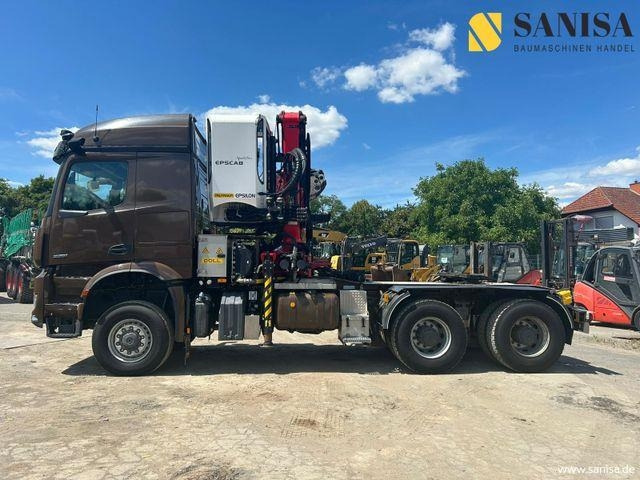 MERCEDES-BENZ Arocs 3351/6x6/Palfinger Epolsion S260/Langholz - Camion forestier: Foto 3 MERCEDES-BENZ Arocs 3351/6x6/Palfinger Epolsion S260/Langholz - Camion forestier: Foto 3