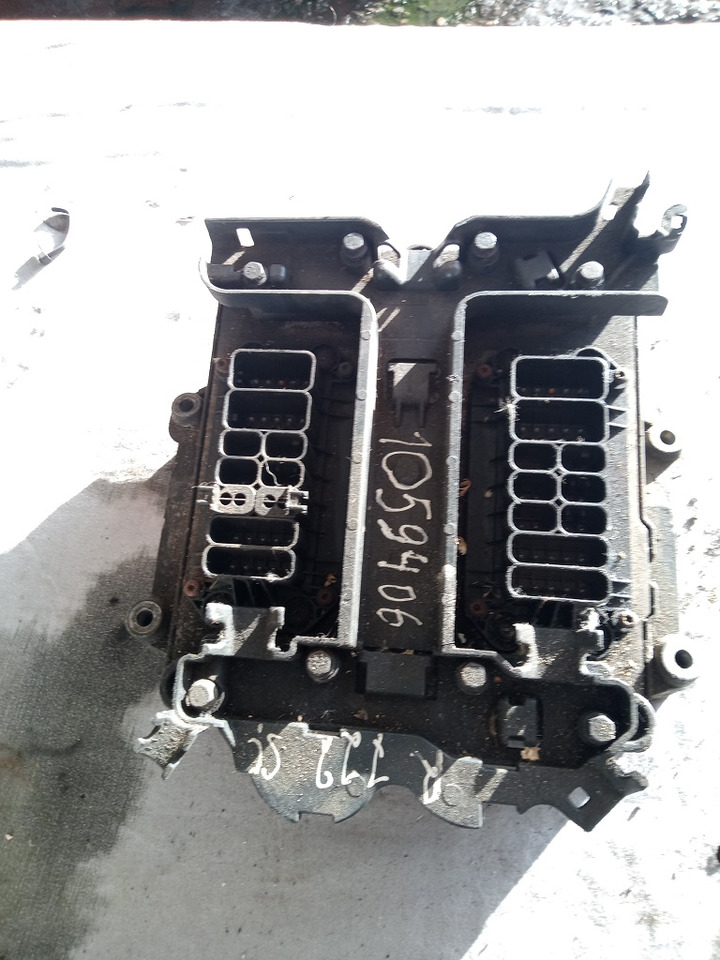 EDC Scania R420 DT1212 1805269 - Calculator de bord pentru Camion: Foto 2 EDC Scania R420 DT1212 1805269 - Calculator de bord pentru Camion: Foto 2