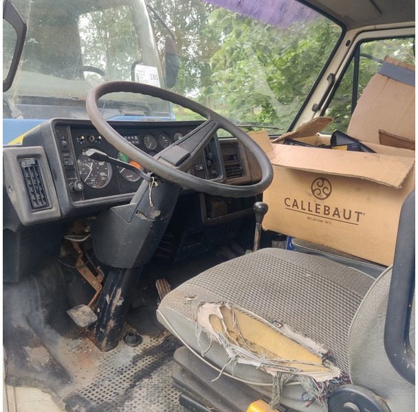 MAN 12250 - Camion platformă: Foto 2 MAN 12250 - Camion platformă: Foto 2