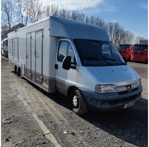 Peugeot COXX - Autoutilitară cu platformă: Foto 2 Peugeot COXX - Autoutilitară cu platformă: Foto 2