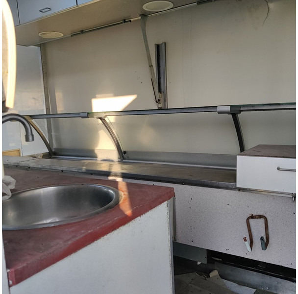 Autoutilitară cu platformă Peugeot COXX: Foto 12