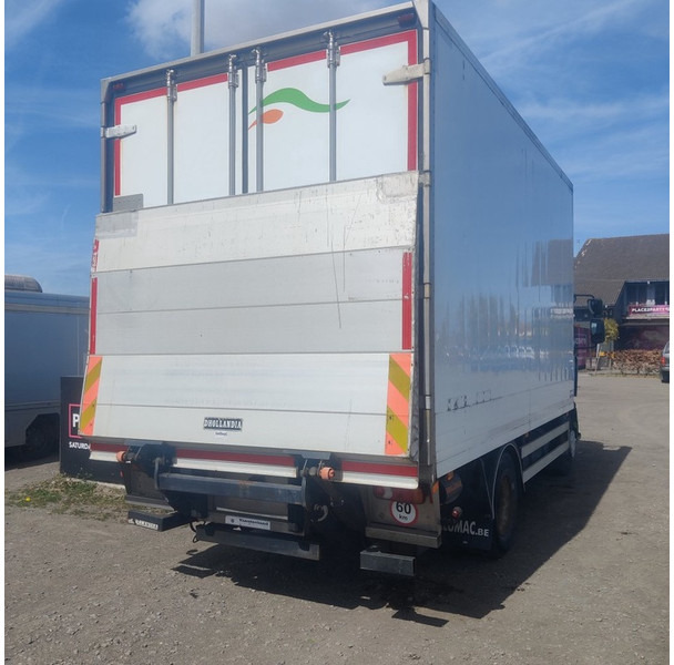 Renault Midlum-With-Hanging-Work-In-The-Fridge - Camion frigider: Foto 4 Renault Midlum-With-Hanging-Work-In-The-Fridge - Camion frigider: Foto 4