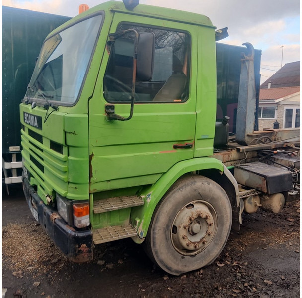 Scania 82-H - Camion transport containere/ Swap body: Foto 3 Scania 82-H - Camion transport containere/ Swap body: Foto 3