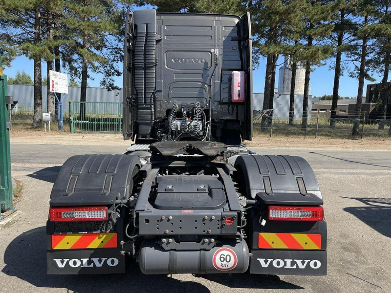 Volvo FH 460 LNG GAS ADR - ACC + Dynamic Steering - I-park Cool - Lane Keeping Support - collision warning - leather - ... BE Truck - Cap tractor: Foto 5 Volvo FH 460 LNG GAS ADR - ACC + Dynamic Steering - I-park Cool - Lane Keeping Support - collision warning - leather - ... BE Truck - Cap tractor: Foto 5