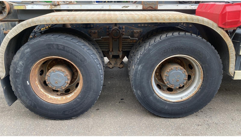 DAF CF 440 6X4 HOOKLIFT 20T - MANUAL GEARBOX - 315.000km - EURO 6 - BE TRUCK - Camion cu cârlig: Foto 4 DAF CF 440 6X4 HOOKLIFT 20T - MANUAL GEARBOX - 315.000km - EURO 6 - BE TRUCK - Camion cu cârlig: Foto 4