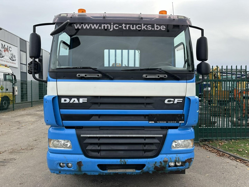 DAF CF 85.360 8x2 PLATFORM 7m35 + CRANE EFFER 165-3S + RADIO - MANUAL GEARBOX ZF - EURO 5 - BE TRUCK - Camion cu macara: Foto 3 DAF CF 85.360 8x2 PLATFORM 7m35 + CRANE EFFER 165-3S + RADIO - MANUAL GEARBOX ZF - EURO 5 - BE TRUCK - Camion cu macara: Foto 3