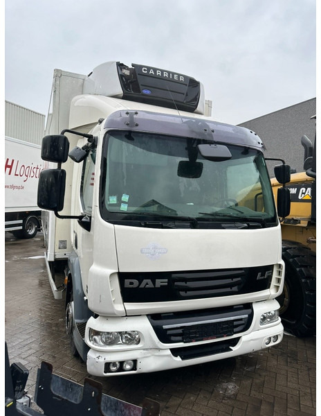 DAF LF 45.220 12T E5 4x2 - FRIGO CARRIER - BOX 5m30 x 2m35 x 2m46 - *407.000km* - A/C - TAILLIFT - AUTOMATIC - BE TRUCK - Camion frigider: Foto 2 DAF LF 45.220 12T E5 4x2 - FRIGO CARRIER - BOX 5m30 x 2m35 x 2m46 - *407.000km* - A/C - TAILLIFT - AUTOMATIC - BE TRUCK - Camion frigider: Foto 2