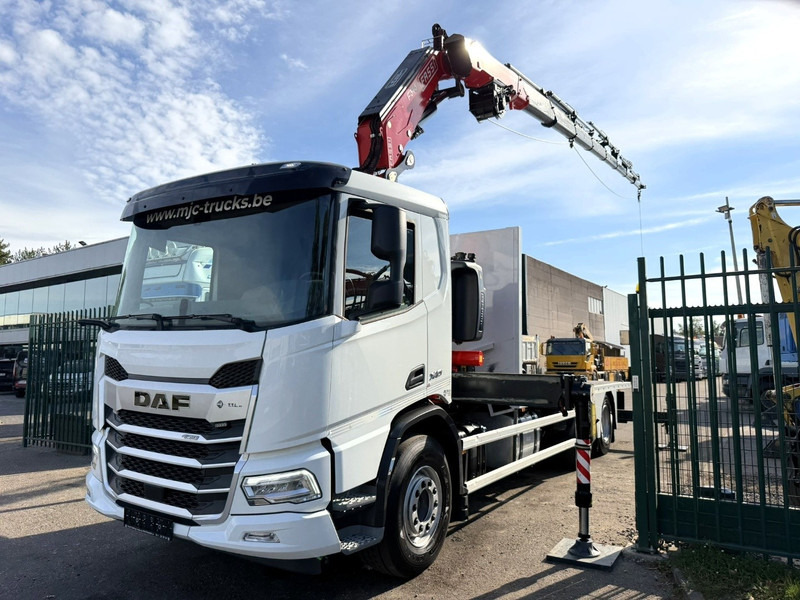 DAF XD 450 6x4 PRITSCHE + (24m) KRAN FASSI F345 8x + WINCH - 35.000km - *TOP CONDITION* - BE TRUCK - Camion platformă, Camion cu macara: Foto 5 DAF XD 450 6x4 PRITSCHE + (24m) KRAN FASSI F345 8x + WINCH - 35.000km - *TOP CONDITION* - BE TRUCK - Camion platformă, Camion cu macara: Foto 5