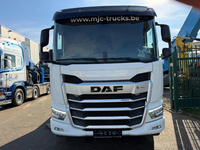 DAF XD 450 6x4 PRITSCHE + (24m) KRAN FASSI F345 8x + WINCH - 35.000km - *TOP CONDITION* - BE TRUCK - Camion platformă, Camion cu macara: Foto 3 DAF XD 450 6x4 PRITSCHE + (24m) KRAN FASSI F345 8x + WINCH - 35.000km - *TOP CONDITION* - BE TRUCK - Camion platformă, Camion cu macara: Foto 3