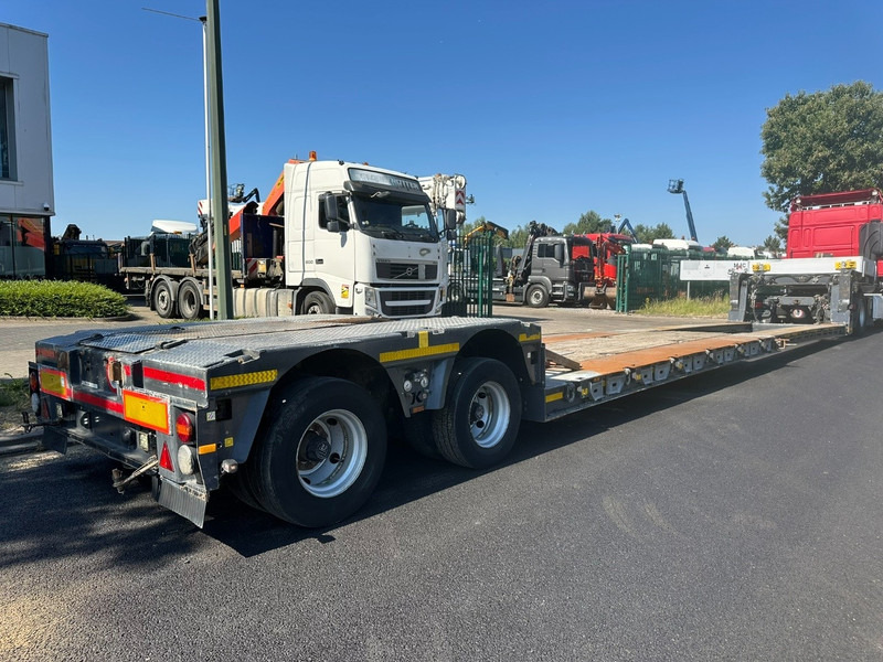 Kässbohrer LB2 48T - LOWBED - TIEFBETT / REMOVABLE NECK - ABNEHMBARE SCHWANENHALS - HYDR STEERING AXLES / LENKACHSEN - BPW - Semiremorcă transport agabaritic: Foto 2 Kässbohrer LB2 48T - LOWBED - TIEFBETT / REMOVABLE NECK - ABNEHMBARE SCHWANENHALS - HYDR STEERING AXLES / LENKACHSEN - BPW - Semiremorcă transport agabaritic: Foto 2