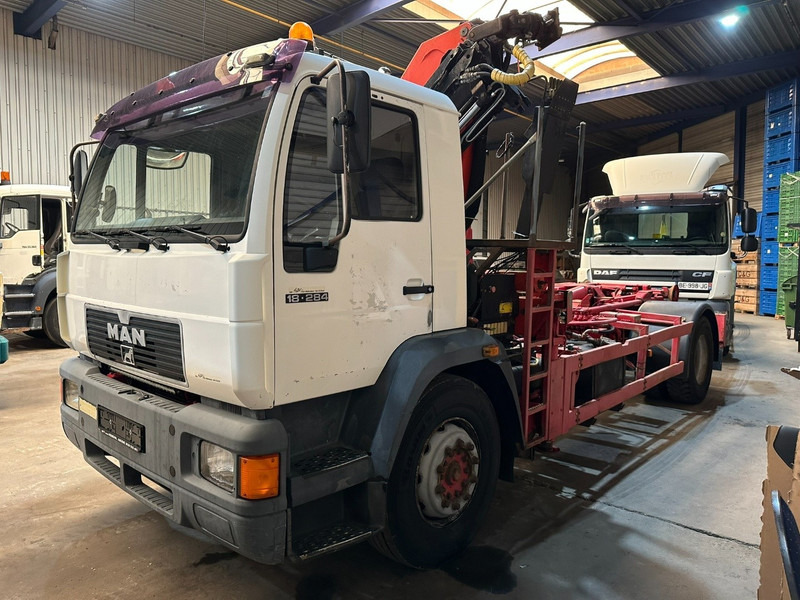 MAN 18.284 HOOKLIFT + CRANE PALFINGER PK 11001 A - STEEL SPRING / BLATT / LAMES - BE TRUCK - Camion cu cârlig, Camion cu macara: Foto 2 MAN 18.284 HOOKLIFT + CRANE PALFINGER PK 11001 A - STEEL SPRING / BLATT / LAMES - BE TRUCK - Camion cu cârlig, Camion cu macara: Foto 2