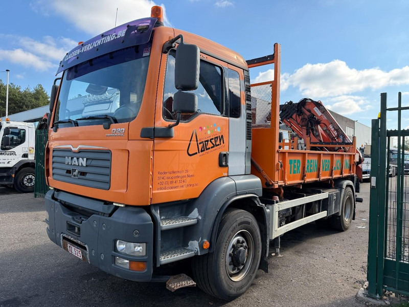 MAN TGA 18.310 4x4 Hydro-drive 2-SEITEN KIPPER + KRAN ATLAS 165 (4x) + RADIO - BE truck - Camion basculantă, Camion cu macara: Foto 3 MAN TGA 18.310 4x4 Hydro-drive 2-SEITEN KIPPER + KRAN ATLAS 165 (4x) + RADIO - BE truck - Camion basculantă, Camion cu macara: Foto 3