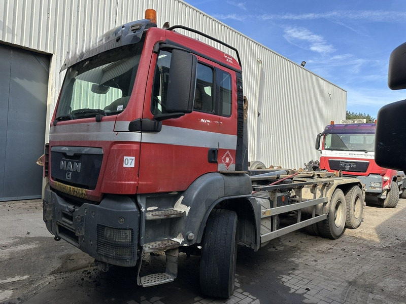 MAN TGA 26.400 6x4 AJK 20T - 5430mm - MANUAL GEARBOX - STEEL SPRING / BLATT - BIG AXLES / AP ACHSEN - Camion cu cârlig: Foto 4 MAN TGA 26.400 6x4 AJK 20T - 5430mm - MANUAL GEARBOX - STEEL SPRING / BLATT - BIG AXLES / AP ACHSEN - Camion cu cârlig: Foto 4