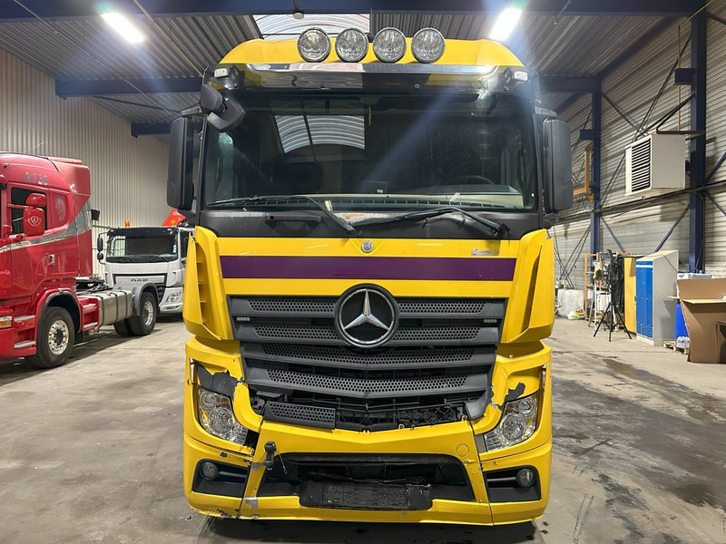 Mercedes-Benz ACTROS 2745 6x2 OPRIJWAGEN / AUTOTRANSPORTER / MACHINE TRANSPORTER - WINCH - 6m10 - EURO 5 - LIFT AXLE - HYDR RAMPS - NL TRUCK - Maşină de tractare: Foto 4 Mercedes-Benz ACTROS 2745 6x2 OPRIJWAGEN / AUTOTRANSPORTER / MACHINE TRANSPORTER - WINCH - 6m10 - EURO 5 - LIFT AXLE - HYDR RAMPS - NL TRUCK - Maşină de tractare: Foto 4