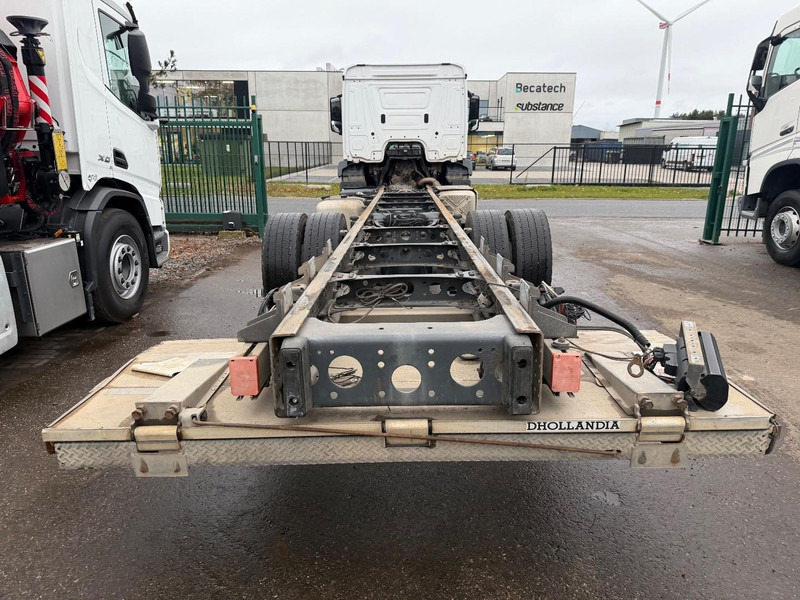 Mercedes-Benz ANTOS 1830 - 4x2 (8m90) CHASSIS CABINE - 19T - A/C - TAILLIFT - *440.000km* - EURO 6 - ENGINE + GEARBOX + CHASSIS = OK - Camion şasiu: Foto 5 Mercedes-Benz ANTOS 1830 - 4x2 (8m90) CHASSIS CABINE - 19T - A/C - TAILLIFT - *440.000km* - EURO 6 - ENGINE + GEARBOX + CHASSIS = OK - Camion şasiu: Foto 5