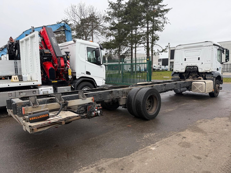 Mercedes-Benz ANTOS 1830 - 4x2 (8m90) CHASSIS CABINE - 19T - A/C - TAILLIFT - *440.000km* - EURO 6 - ENGINE + GEARBOX + CHASSIS = OK - Camion şasiu: Foto 4 Mercedes-Benz ANTOS 1830 - 4x2 (8m90) CHASSIS CABINE - 19T - A/C - TAILLIFT - *440.000km* - EURO 6 - ENGINE + GEARBOX + CHASSIS = OK - Camion şasiu: Foto 4