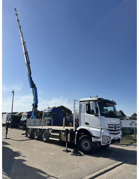 Mercedes-Benz AROCS 3246 8x4 TRIDEM + CRANE (25m!) PALFINGER PK 34002 G SH (8x) - *102.000km* - LIFT + STEERING AXLE - PLATFORM 6m65 + TWISTLOCKS - Camion platformă, Camion cu macara: Foto 5 Mercedes-Benz AROCS 3246 8x4 TRIDEM + CRANE (25m!) PALFINGER PK 34002 G SH (8x) - *102.000km* - LIFT + STEERING AXLE - PLATFORM 6m65 + TWISTLOCKS - Camion platformă, Camion cu macara: Foto 5
