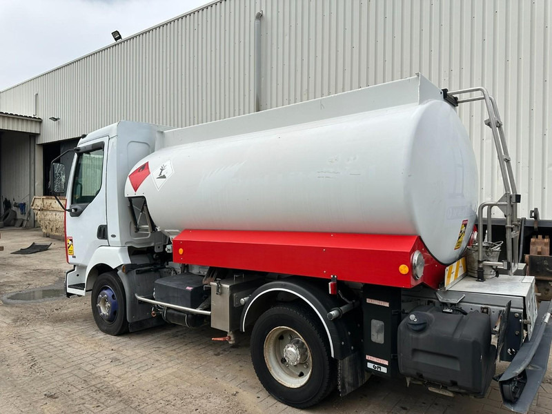 Renault MIDLUM 150 FUEL TANKER / CITERNE MAZOUT - 6500L - 3 COMPARTIMENTS - *ENGINE PROBLEM* - Camion cisternă: Foto 4 Renault MIDLUM 150 FUEL TANKER / CITERNE MAZOUT - 6500L - 3 COMPARTIMENTS - *ENGINE PROBLEM* - Camion cisternă: Foto 4