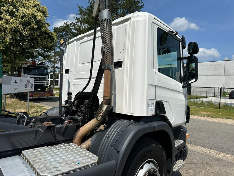 Camion cu cârlig Scania 114C-340 6x4 HOOKLIFT 20T GANCHO - SPRING / BALLESTAS - CUBOS - MANUAL - EURO 3 - FR TRUCK: Foto 18