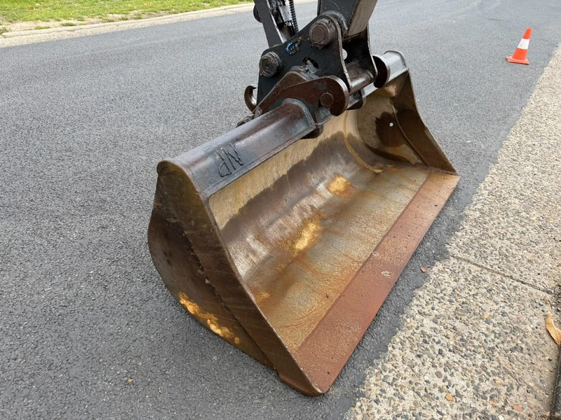 Mini excavator Volvo ECR 58 F FULL HYDR - 2911 H - HYDR QUICKHITCH - A/C - BLADE - CE - BE MACHINE: Foto 8 Mini excavator Volvo ECR 58 F FULL HYDR - 2911 H - HYDR QUICKHITCH - A/C - BLADE - CE - BE MACHINE: Foto 8