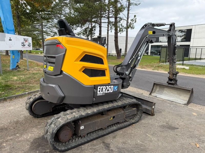 Volvo ECR25D 1159 UREN - SLOOP + SORTEERFUNCTIE - EXTRA HYDR. LEIDINGEN - HYDR SNELWISSEL - CE - BE MACHINE - Mini excavator: Foto 4 Volvo ECR25D 1159 UREN - SLOOP + SORTEERFUNCTIE - EXTRA HYDR. LEIDINGEN - HYDR SNELWISSEL - CE - BE MACHINE - Mini excavator: Foto 4